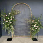 Backdrop - Mesh arch in gold