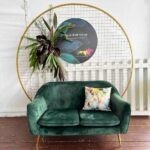 Backdrop - Mesh circle in gold